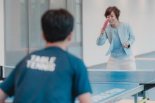 HKET: 香港國際學校全新體育中心啟用　奧運冠軍勉青年堅韌自律自信